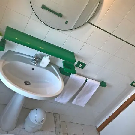 公寓 Le Mimose 圣玛丽亚纳瓦雷