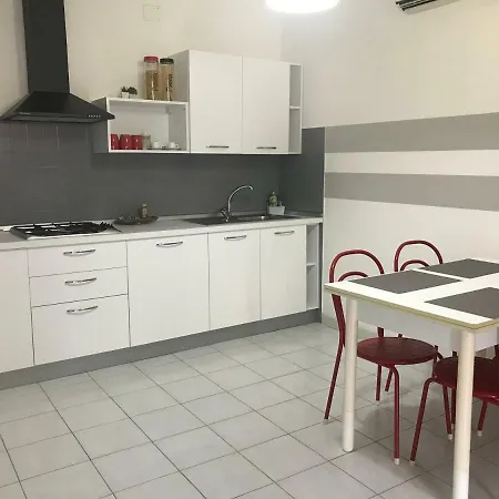 Le Mimose 公寓 圣玛丽亚纳瓦雷